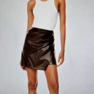 Aritzia Wilfred Chocolate Brown Angie Mini Skirt